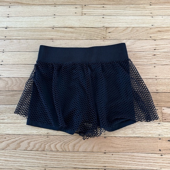Bershka mesh boxing short in black size S - Picture 3 of 9